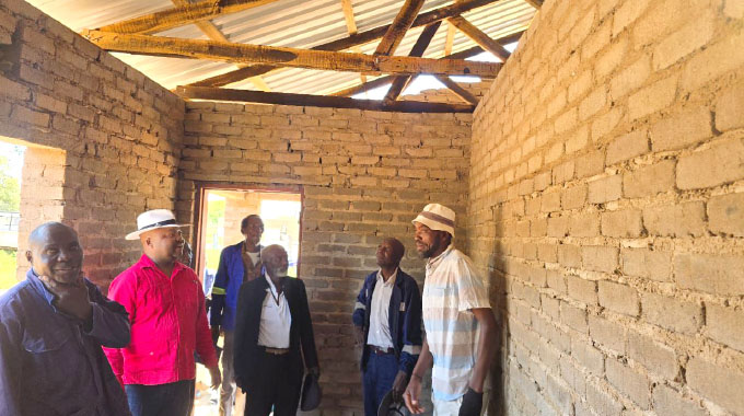 Kuseduze ukuphela ukwakhiwa kwehofisi ye-Registry koNdolwane