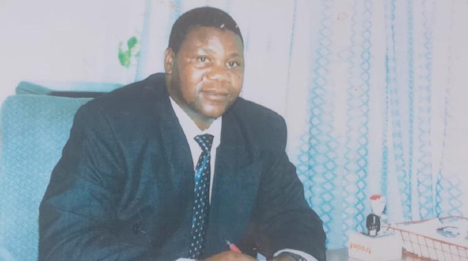 Between the posts and the pitch: Zimunya’s tale of Zimbabwean football