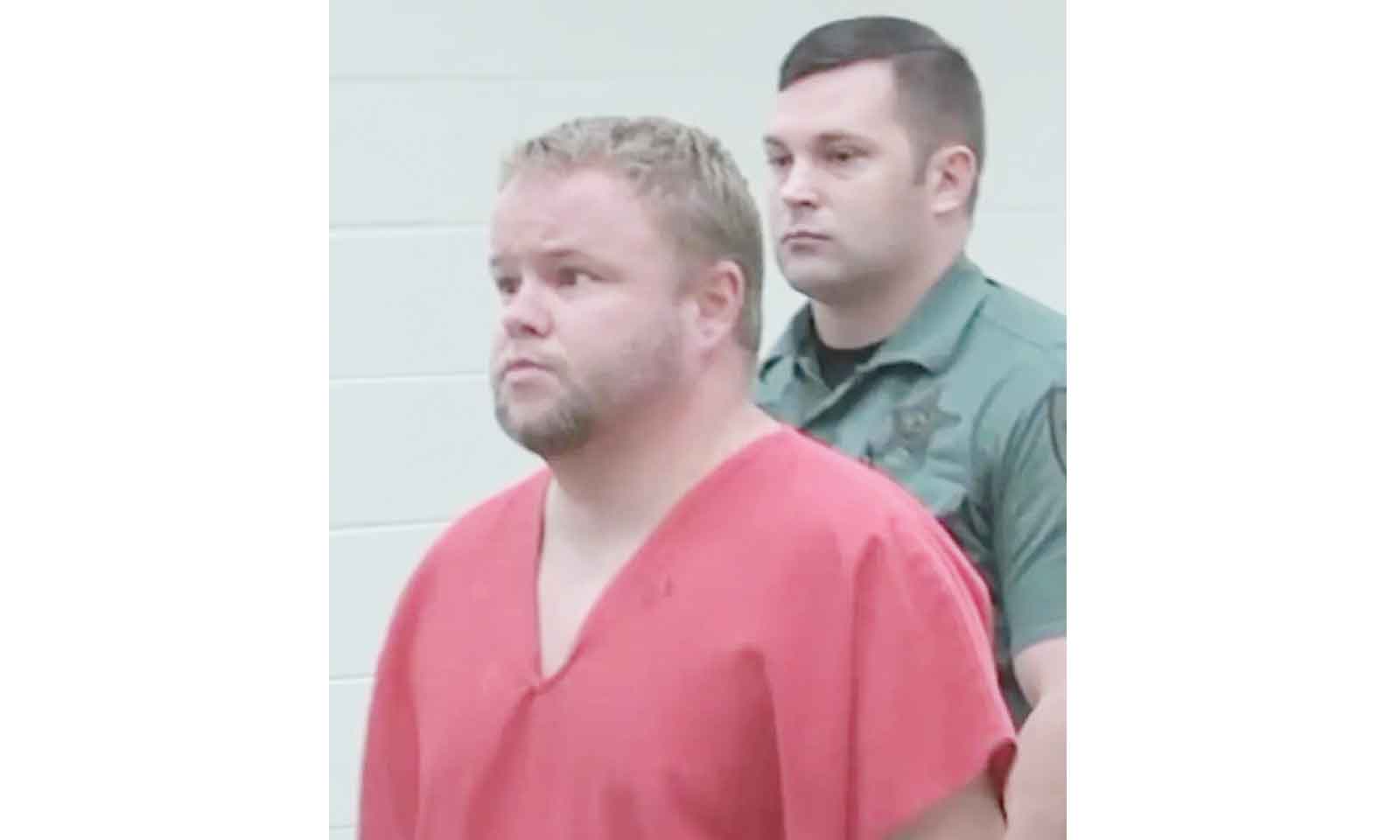 MAN KILLS WIFE, FOUR KIDS,  IN KILLING RAMPAGE, HIDES THEIR BODIES IN HIS CLOSET