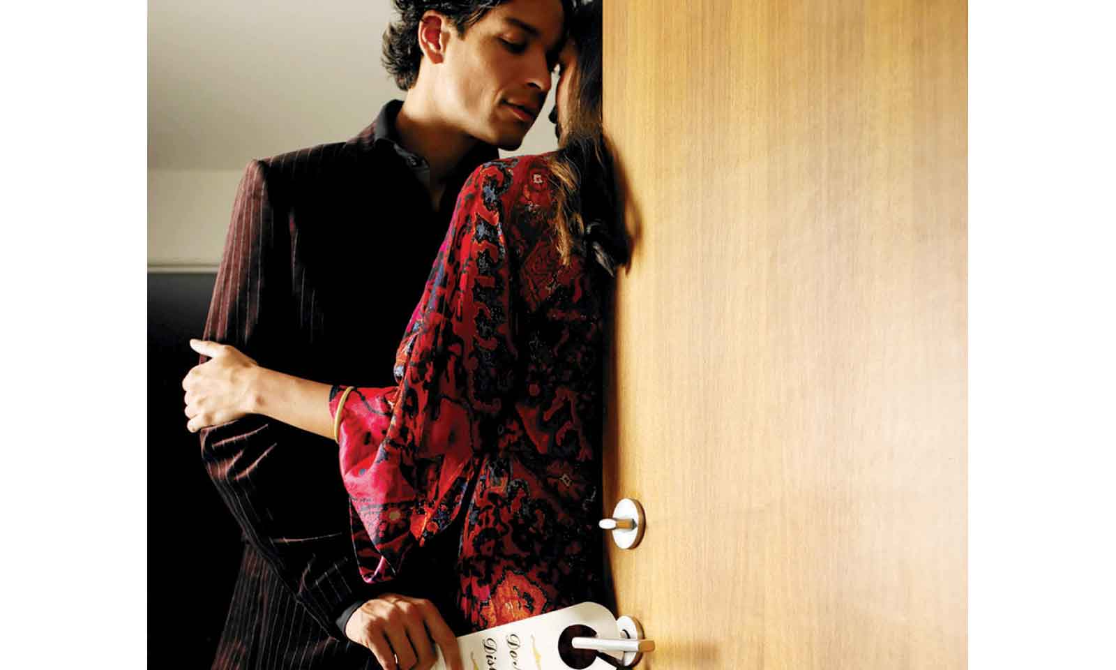 MY HUSBAND WAS A SECRET SPERM DONOR WHO HAD SEX WITH WOMEN IN HOTEL ROOMS