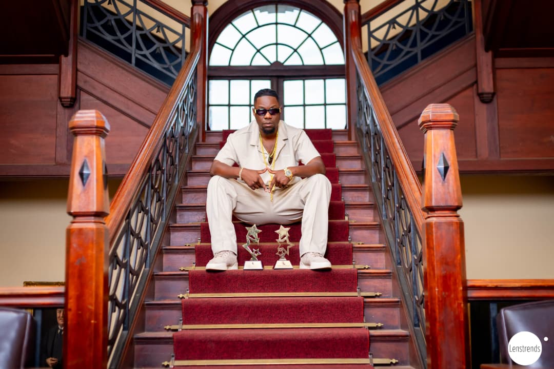 Mzoe 7 Celebrates 34th Birthday by Honouring Creatives