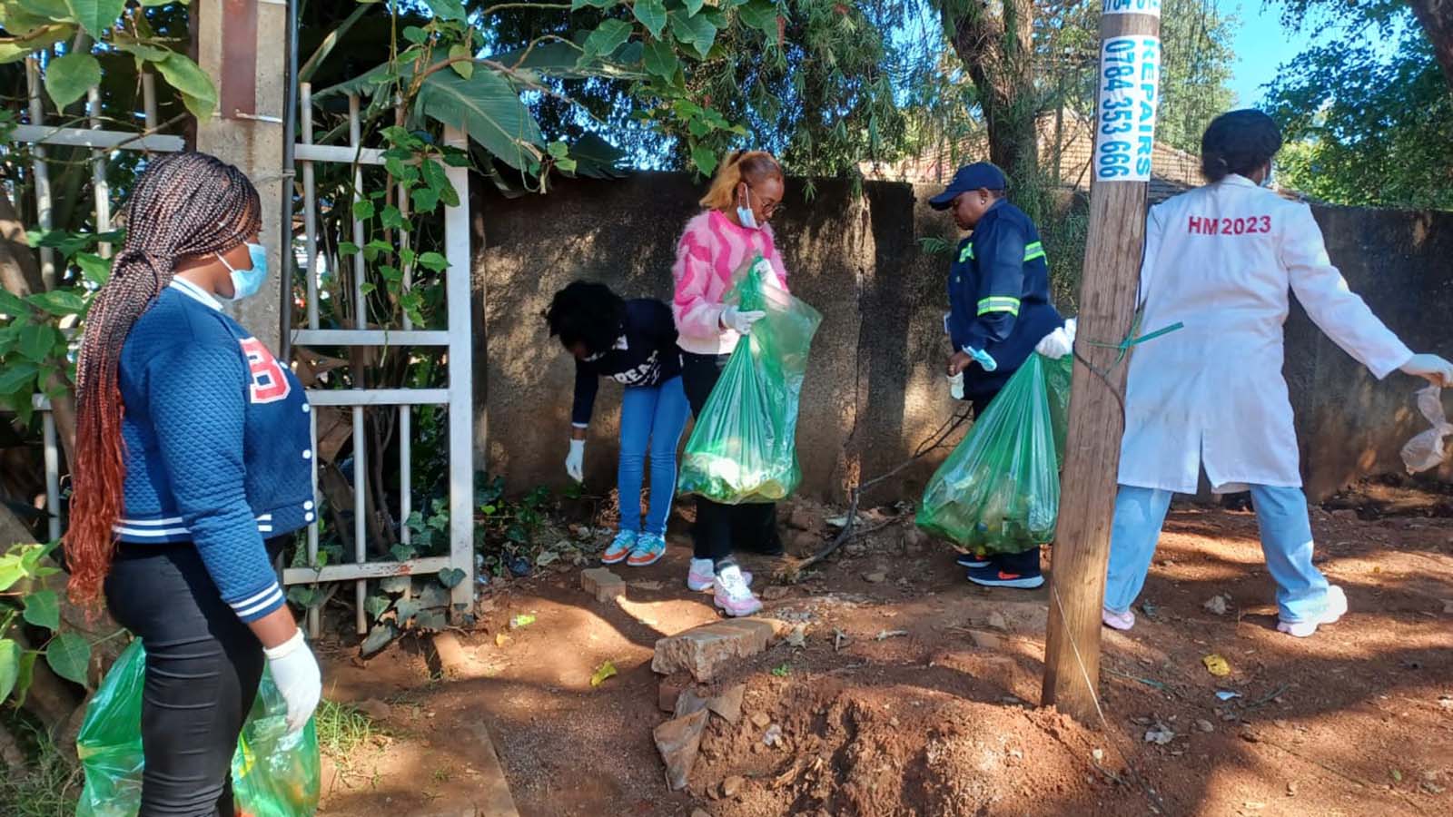 Clean and Green Zimbabwe, Communities Making a Difference take clean-up to Borrowdale – A
