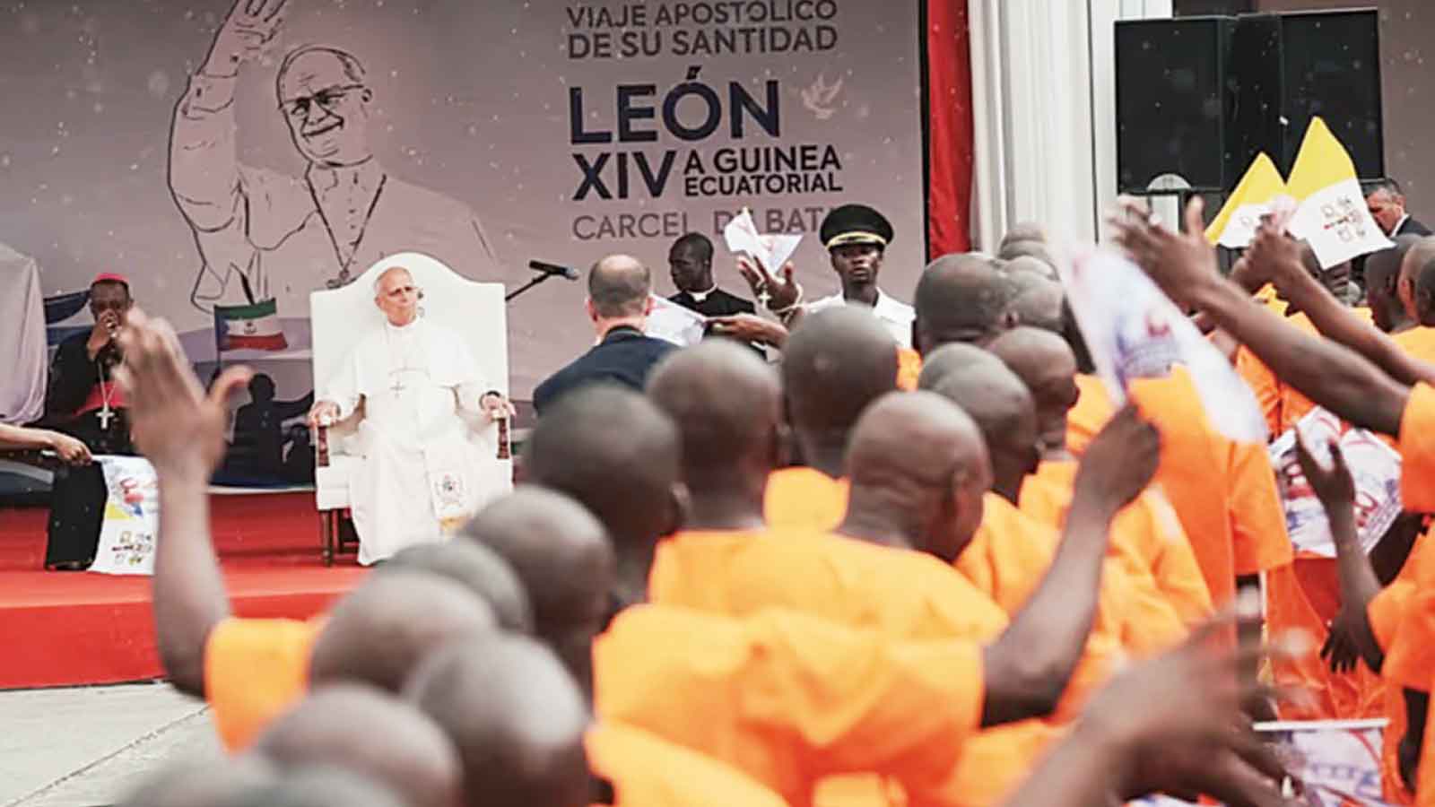 Pope winds up African tour with prison visit