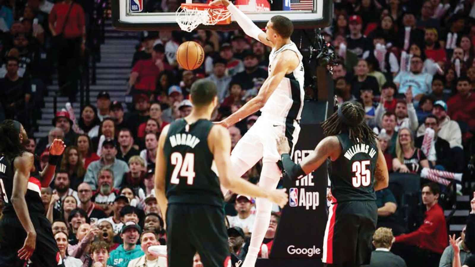 Spurs storm past Trail Blazers
