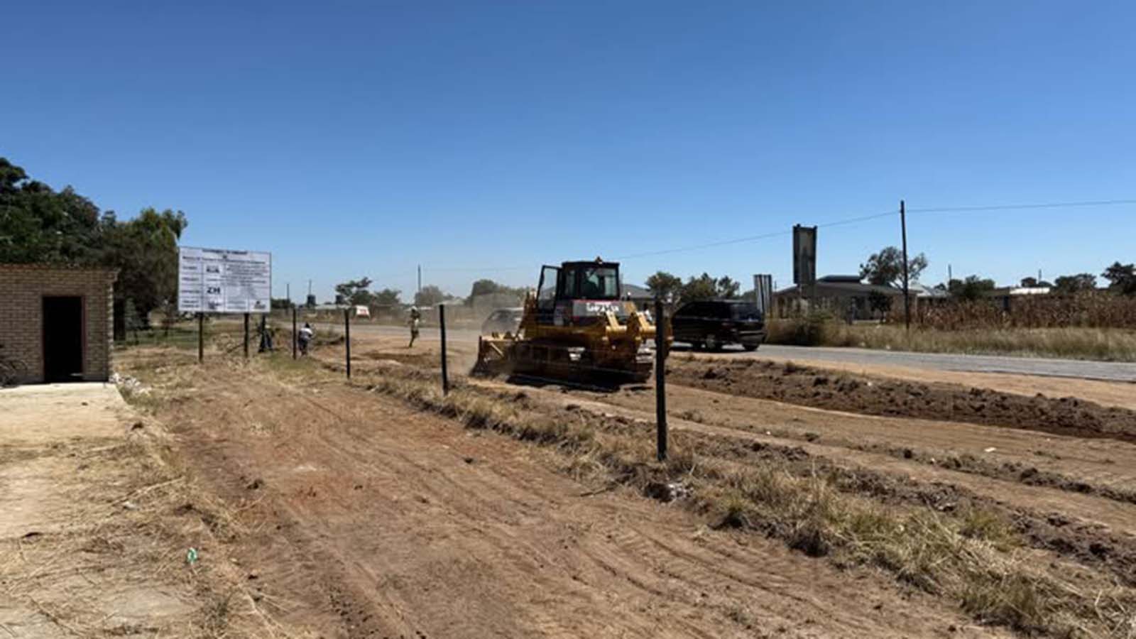 Government begins construction of Seke Road detour as widening project commences