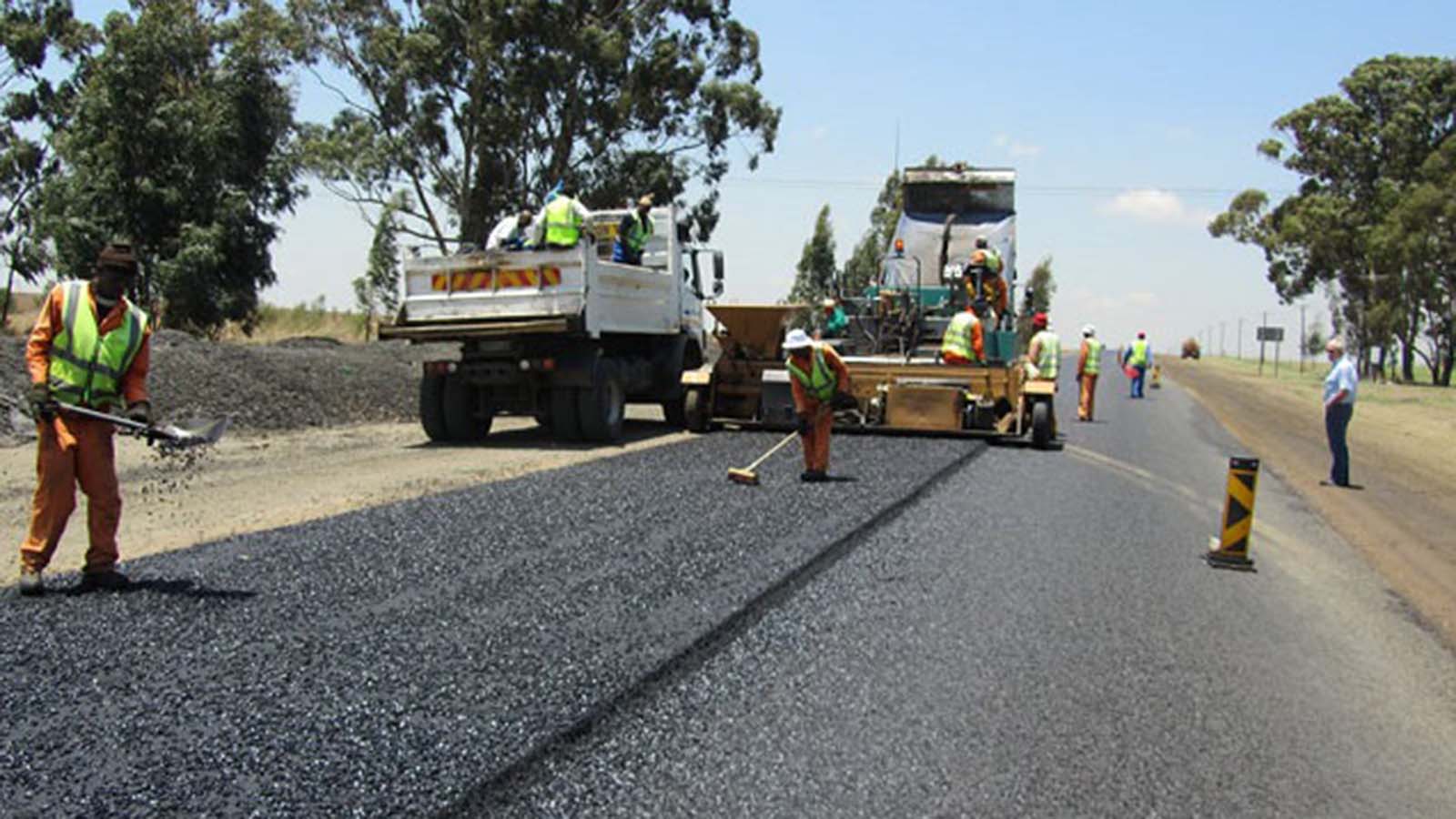 Byo-Vic Falls Road construction progressing well: Ministry