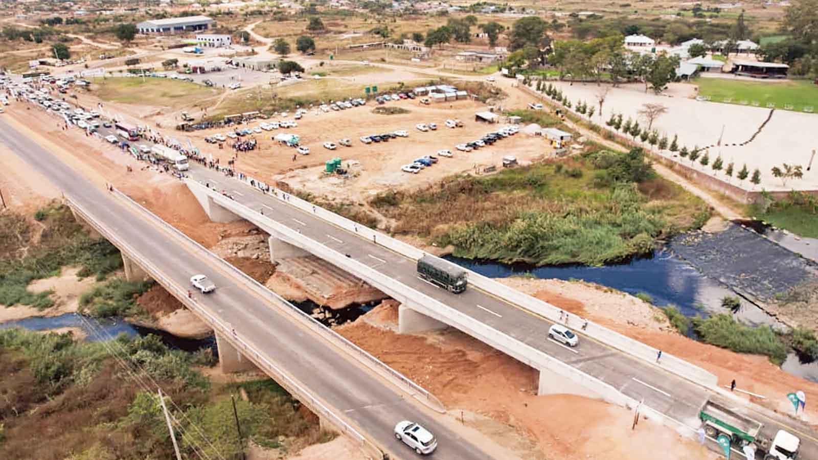 Manyame River Bridge opens to traffic