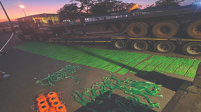Zimbabwean truck driver arrested at Beitbridge with explosives worth R770k