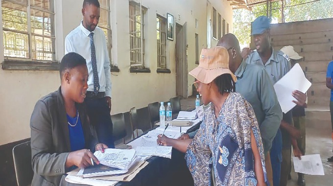 Beitbridge civil servants sign Integrity Pledges with Zacc