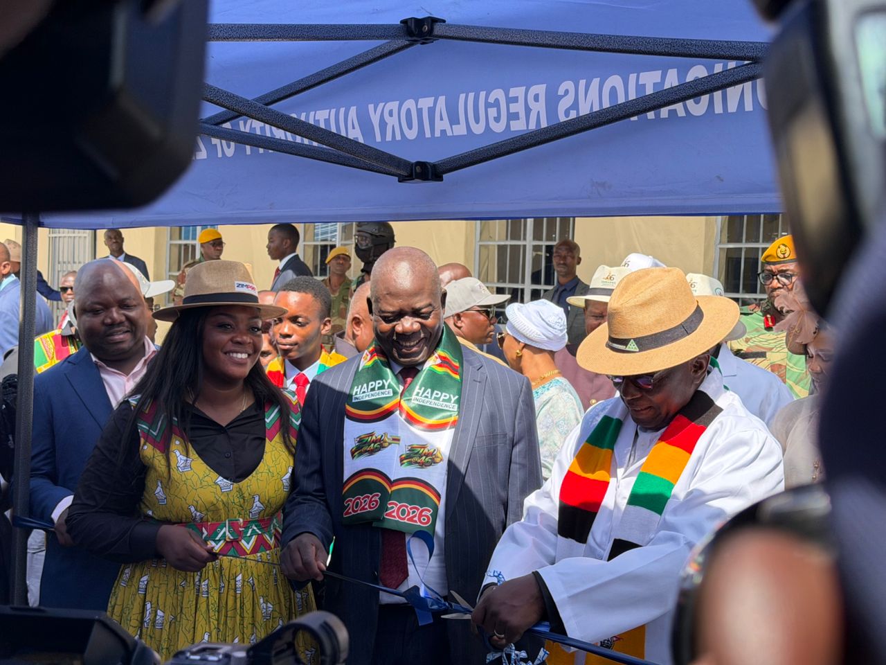UMongameli uMnangagwa wethula izindlu zabalweli benkululeko eMaphisa