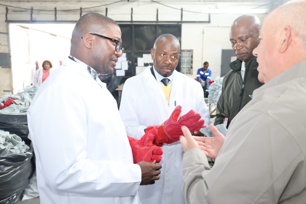 Government reaffirms support for cotton to clothing value chain