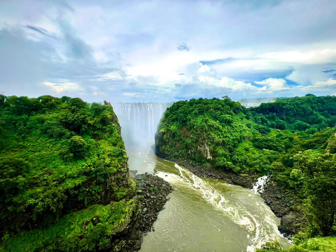 Vic Falls artistes unite to showcase beauty of one of the world’s wonders