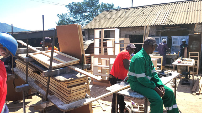 Workers plead for flexi-hours, remote working