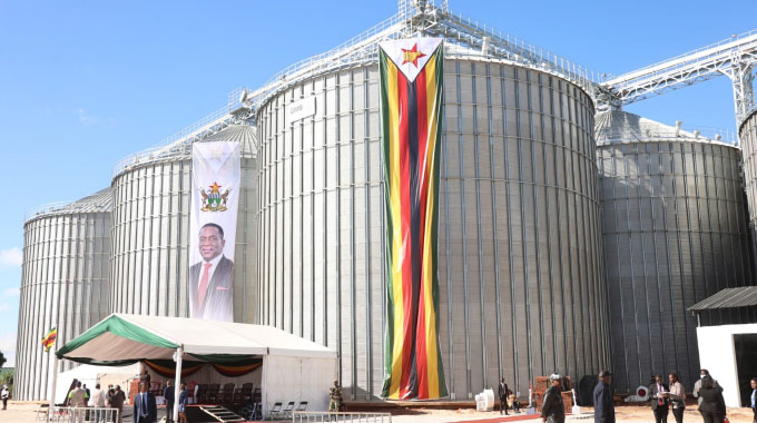 Government eyes 956 500t winter harvest . . .Winter cropping preps in full swing