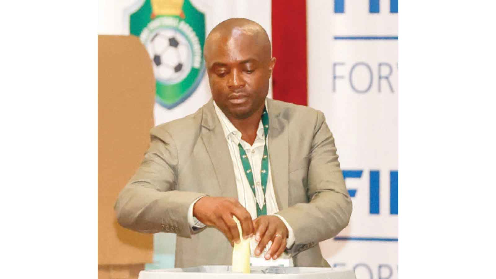 WE AGREED ON 80 POLICE OFFICERS, 35 SECURITY GUARDS, 90 MARSHALS FOR THE BIG MATCH, SAYS PSL CEO. . . But, did we have 80 police officers at the stadium?