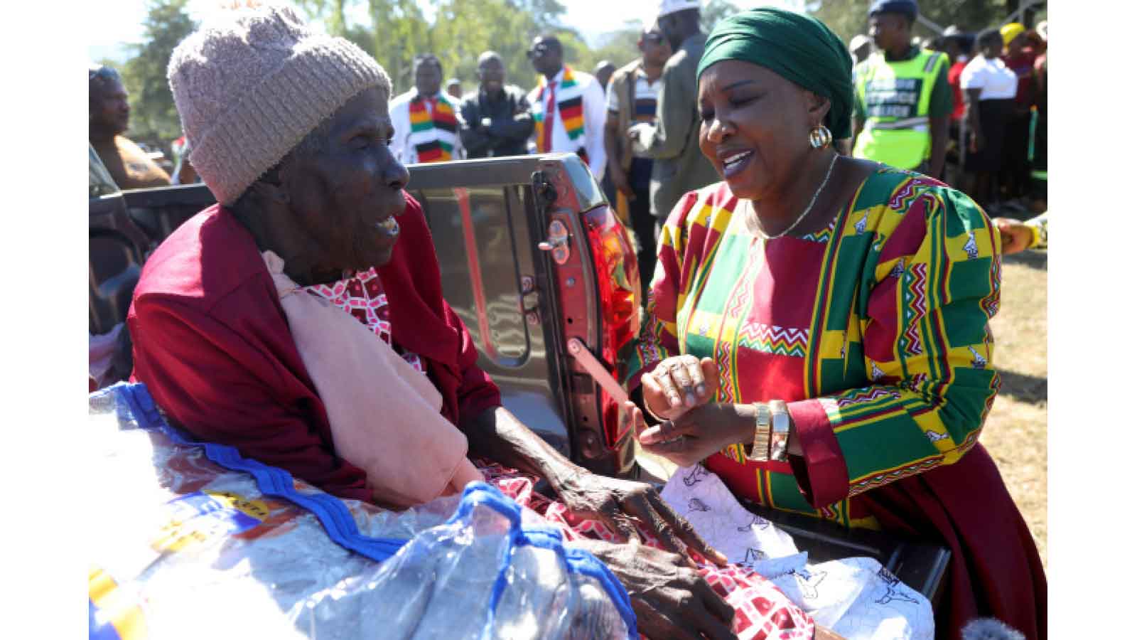 First Lady takes flagship  ‘Doek Drive’ to Manicaland