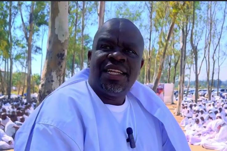 Vapostori rally draws thousands in support of CAB3