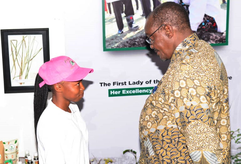 Leven with Vice President Mohadi