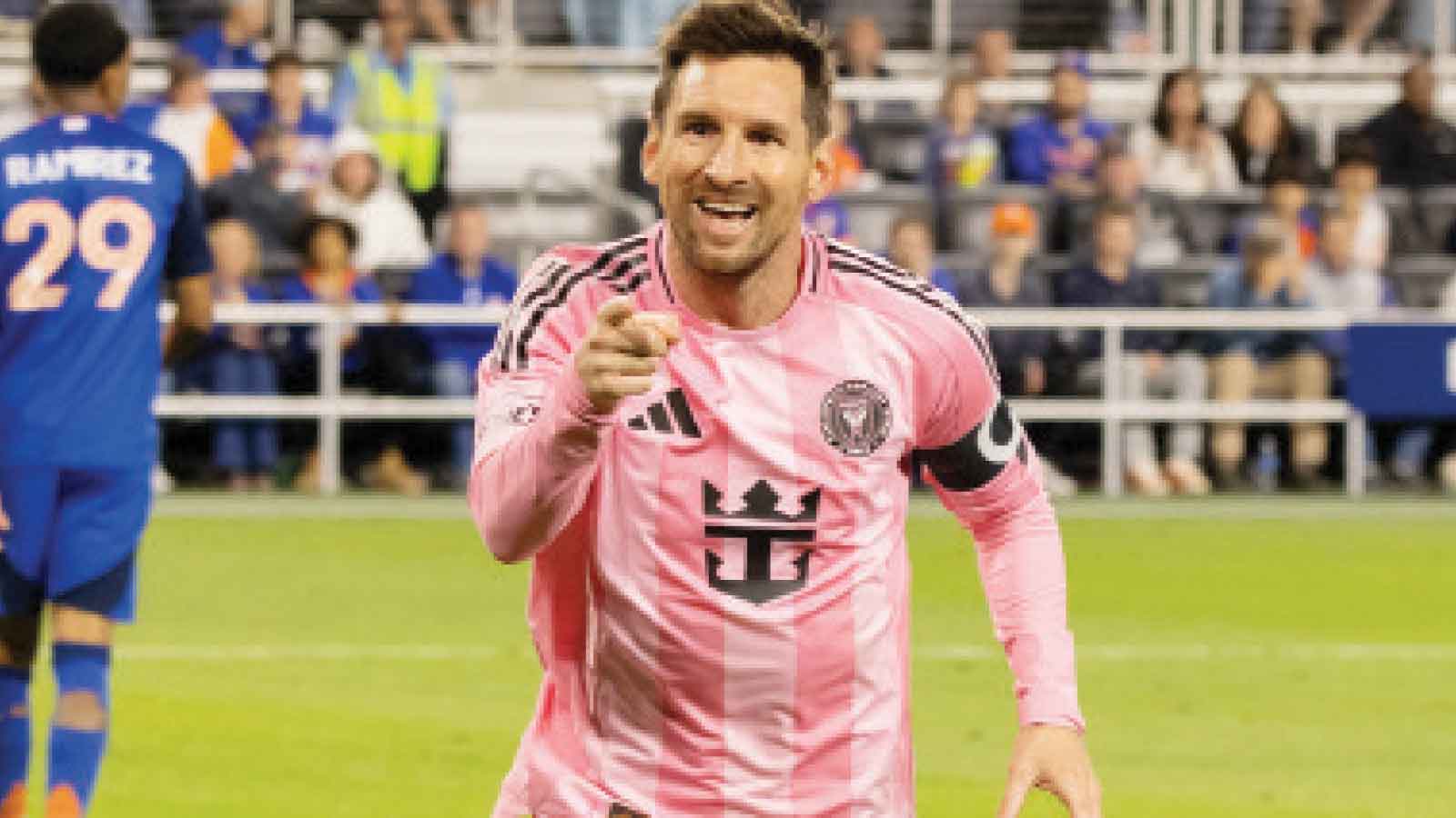 In-form Messi hits brace