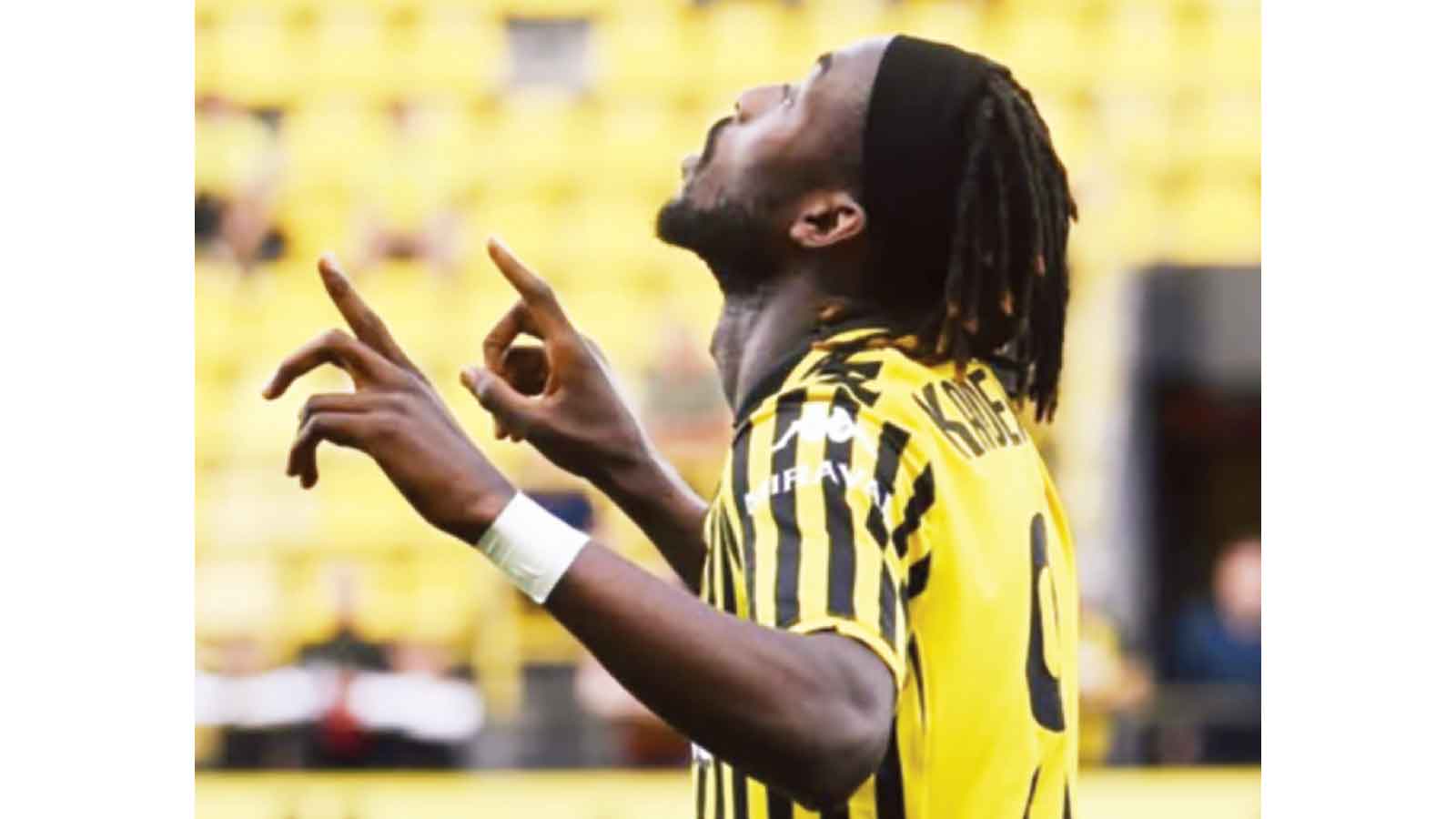 Kadewere targets mid-June return