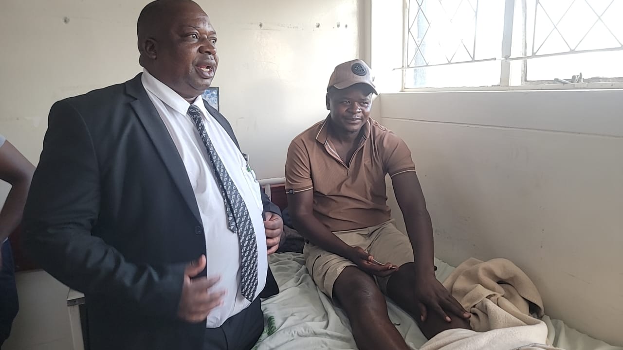 Kwekwe Mayor condemns Chahwanda chaos during hospital visit