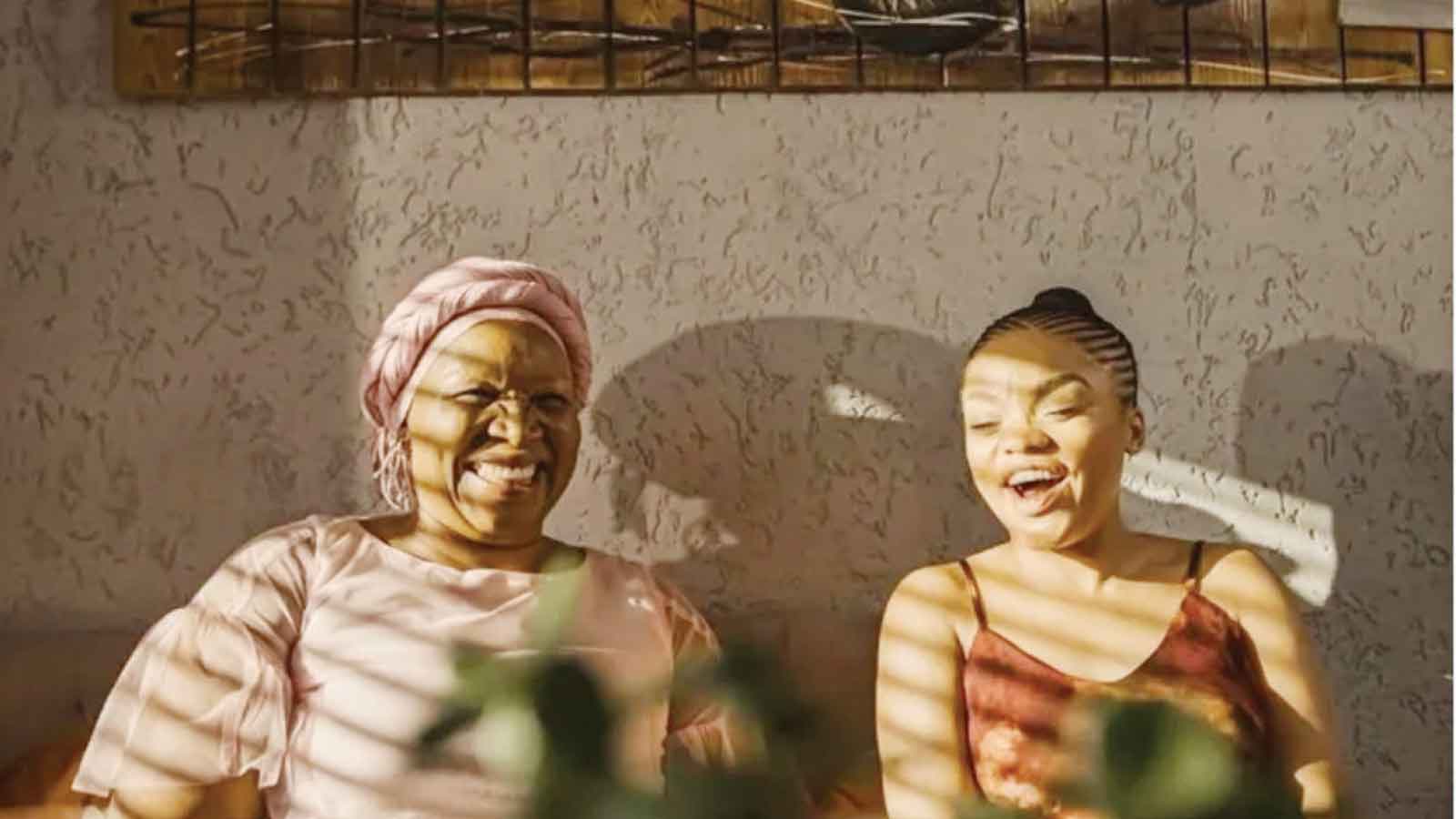 Deli Malinga and Makgotso M star in the emotional drama ‘Amanzi Endlini’