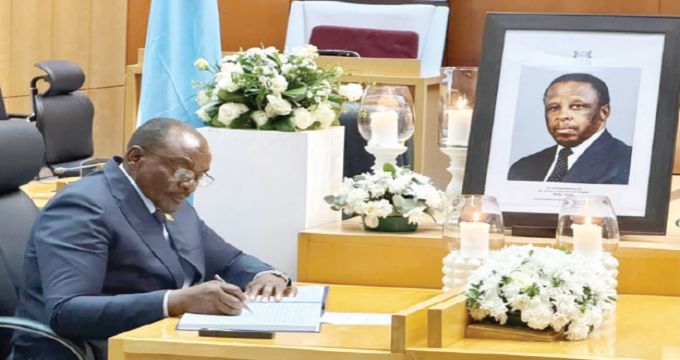 VP Mohadi in Botswana for Mogae burial