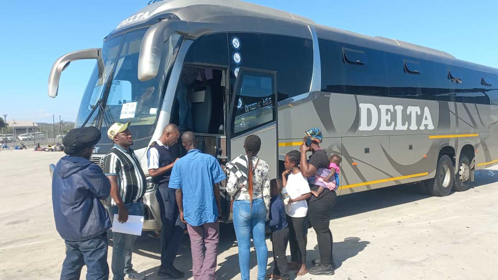 74 Zimbabweans arrive by road as xenophibia attacks heats up in SA
