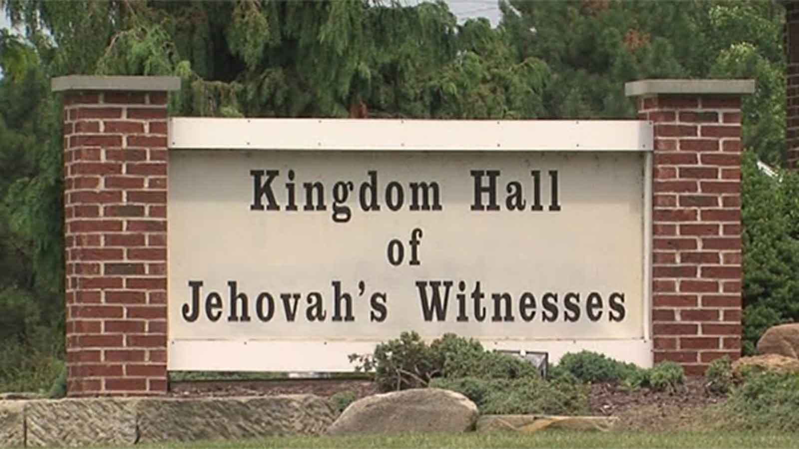 35 000 Witnesses meet for convention
