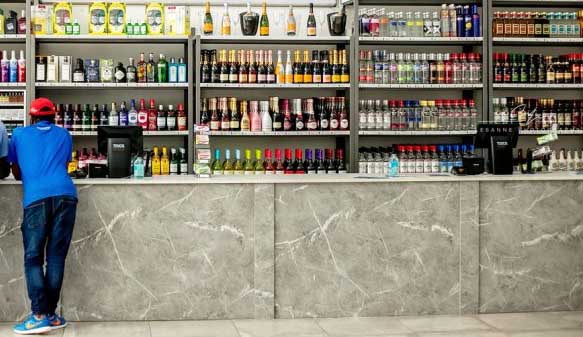 Statistics from the Liquor Licencing Board indicate that 44 percent of operators in Manicaland are trading without a valid licence