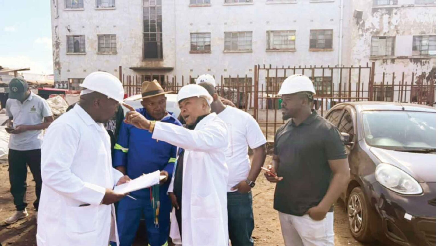 Eng Mnangagwa renovates dilapidated Mbare flats - Zimbabwe Situation