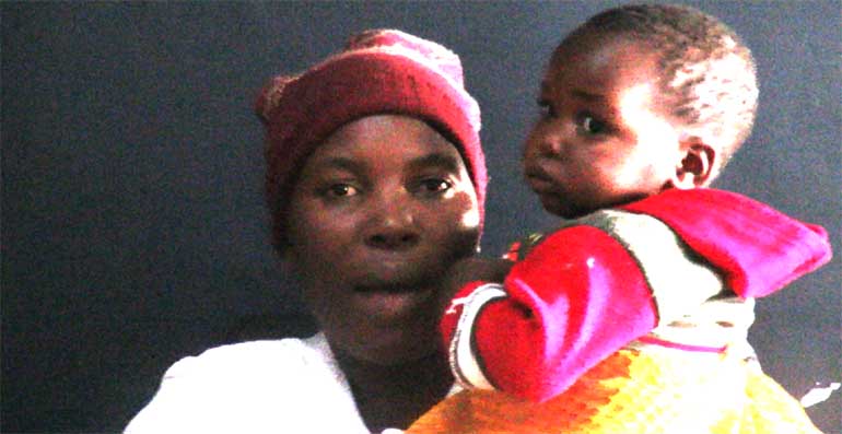 Susan Nemawoko and baby Tianah Chimhondo