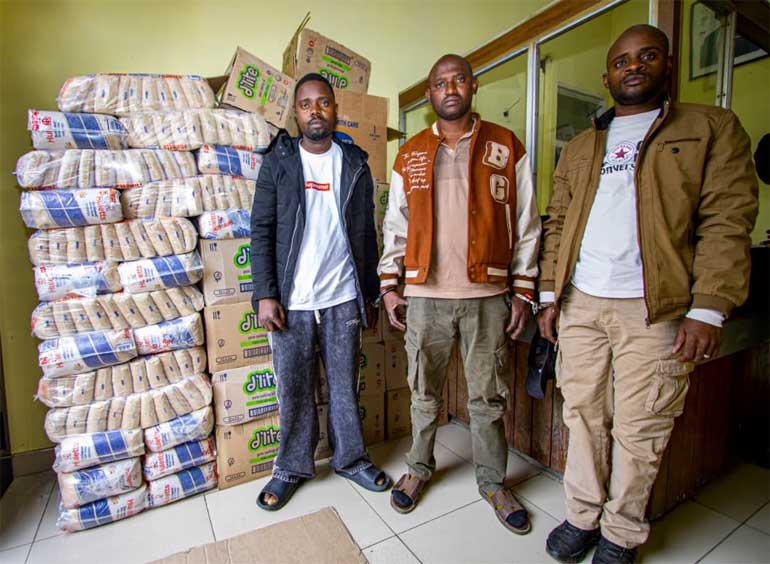 Bulk buyers or brazen fraudsters?