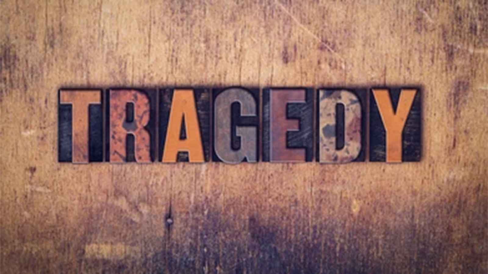 Builder killed, 2 injured in wall collapse