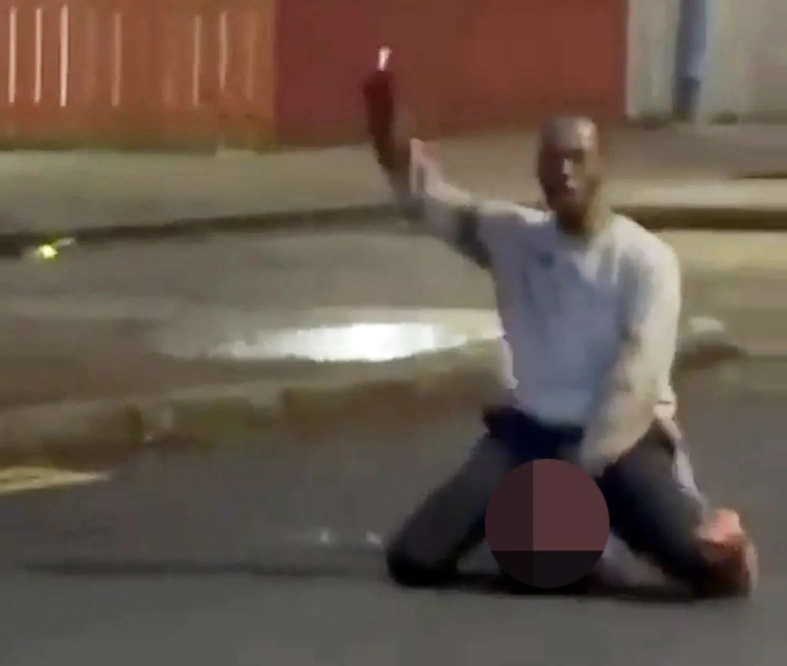 Man arrested for allegedly trying to behead victim in middle of the street