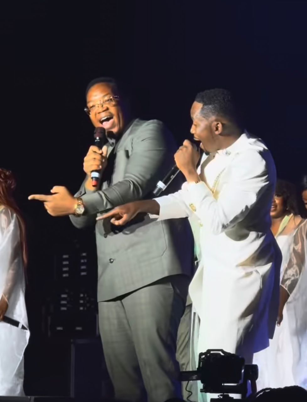 WATCH: Everton Mlalazi honoured to feature at Mathias Mhere’s historic The Covenant Live DVD recording