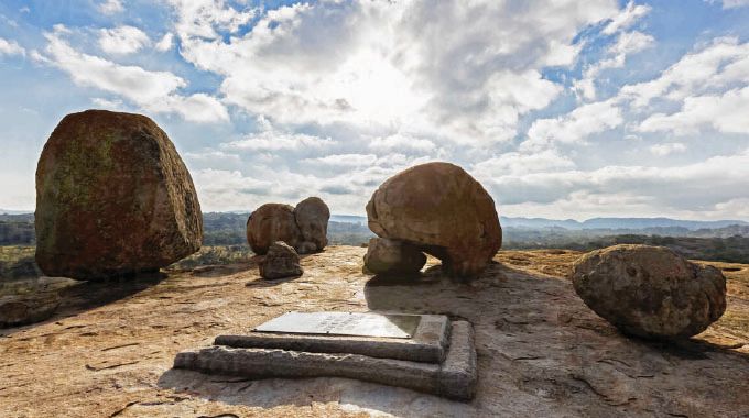 The burial of Cecil John Rhodes at Malindadzimu Hill in Matobo
