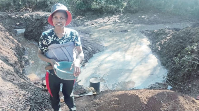 Beneath the glitter of gold: Mercury poisoning, the silent killer stalking Zimbabwe’s forgotten women miners