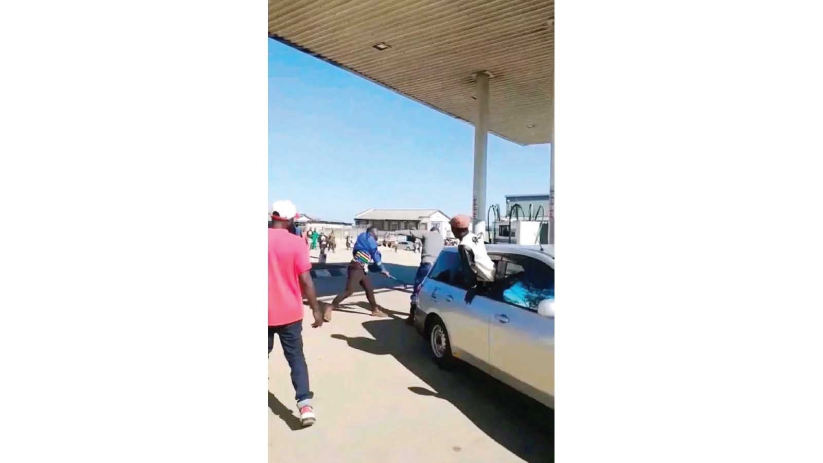 WITNESSES SHOCKED BY MOTORIST’S BRUTAL ATTACK ON POLICE OFFICER