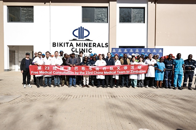 Bikita Minerals, Chinese medical team provide free healthcare to hundreds