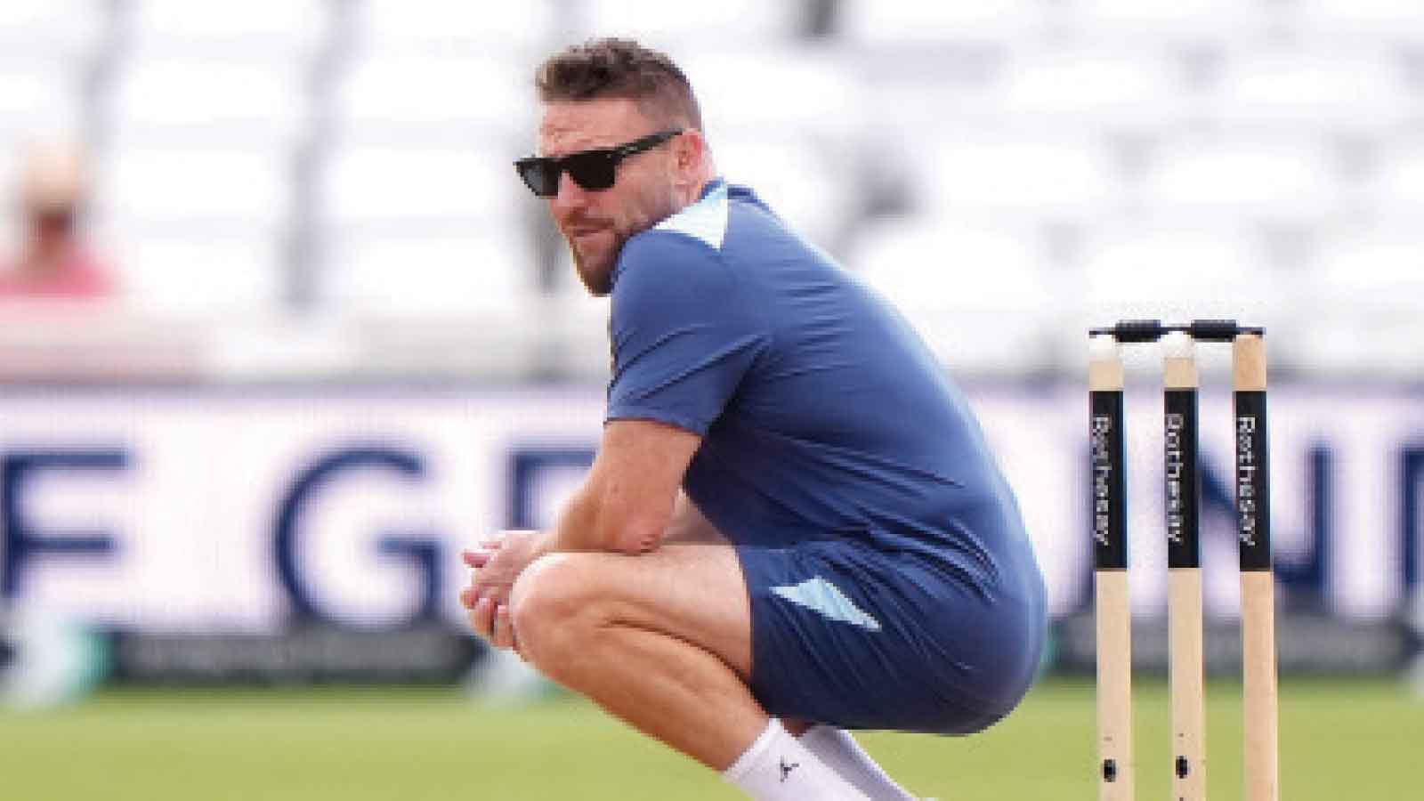 McCullum sorry for England Test defeats