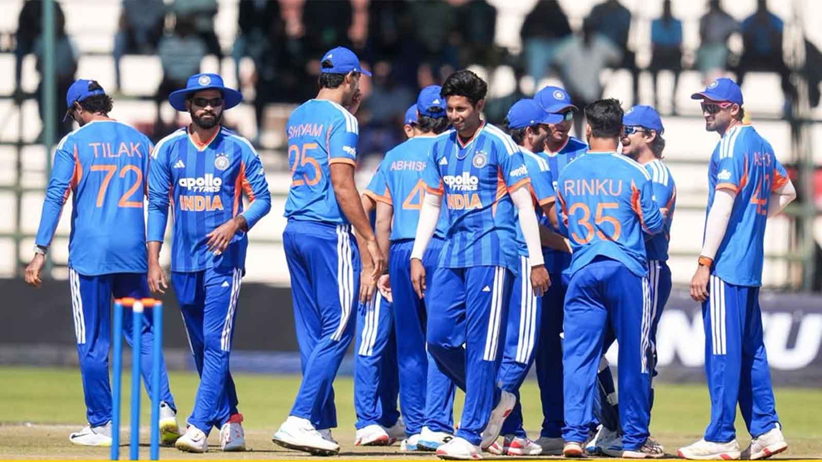 India seal series as Zimbabwe crumble