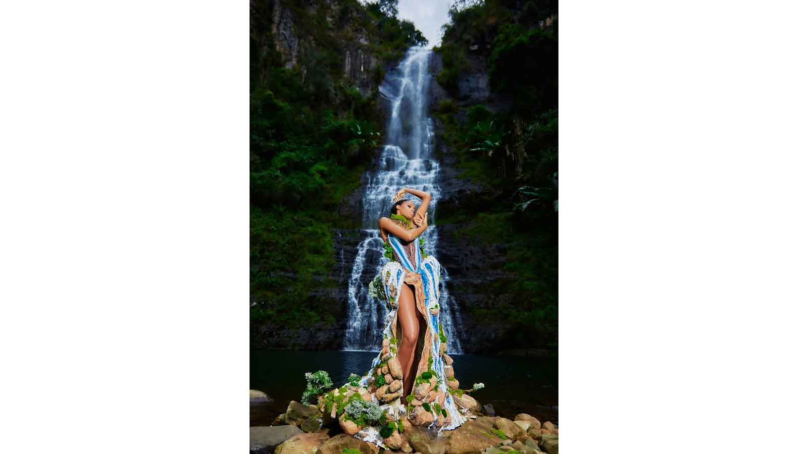 Nicole Nyawera’s Bridal Veil costume wows at Miss Supranational