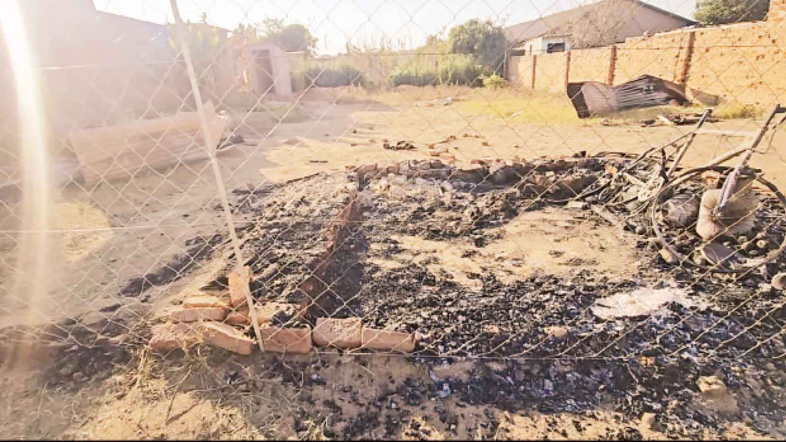 Father torches cabin, kills two children