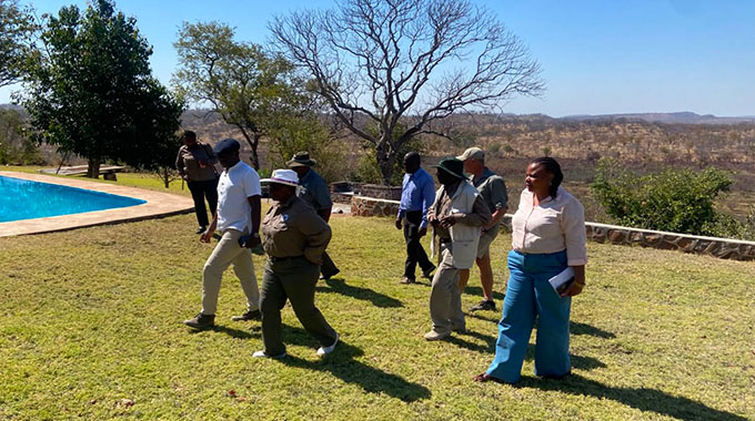 Minister Mavhunga tours Matetsi Hunting Concession to assess Veterans’ Asset