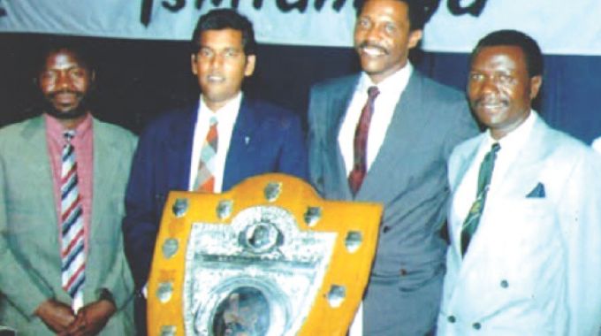 ‘A COACH, A MENTOR, A LEGEND’ . . . remembering Roy Barreto