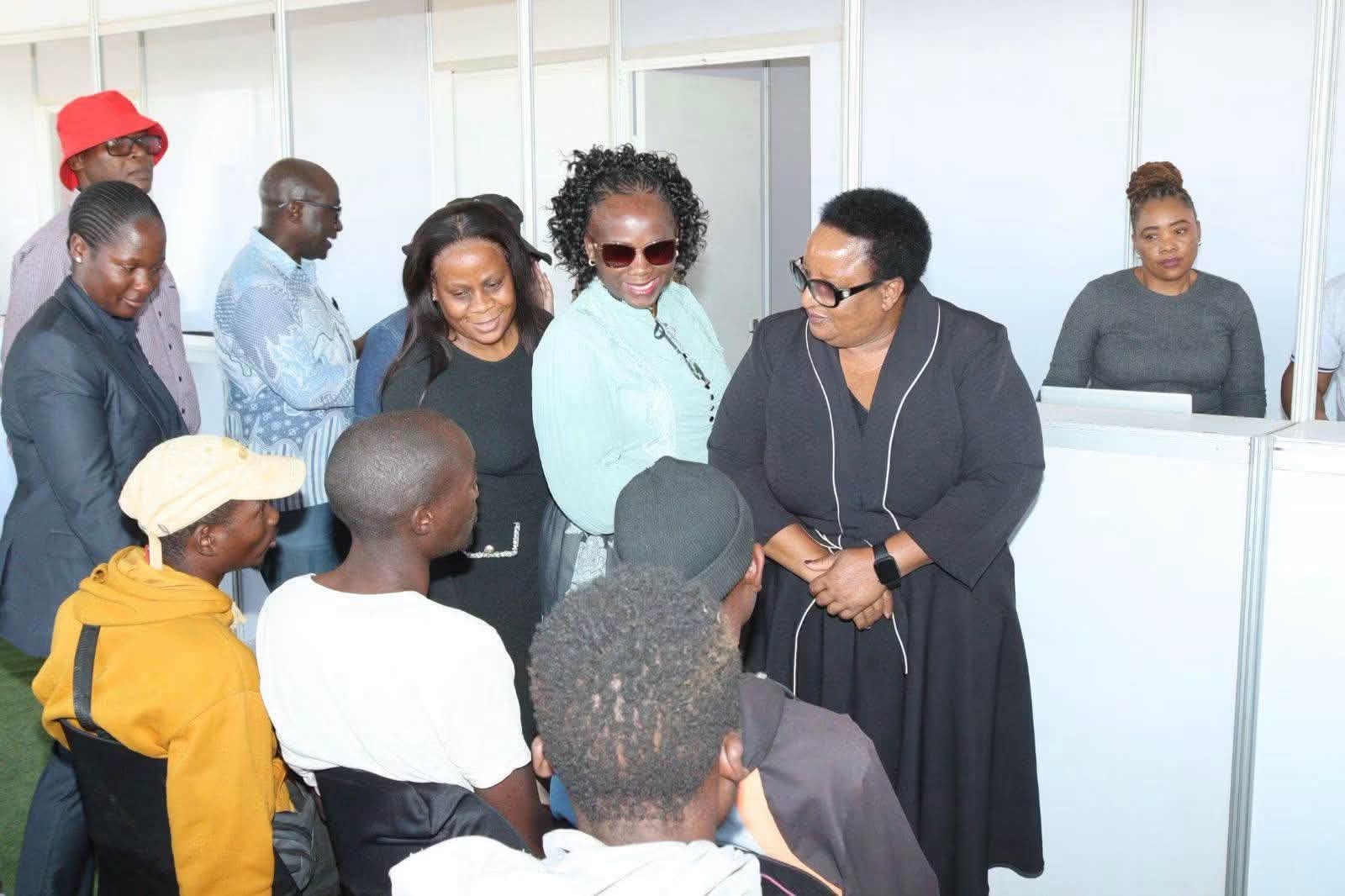 South Africa opens repatriation camp near Beitbridge border