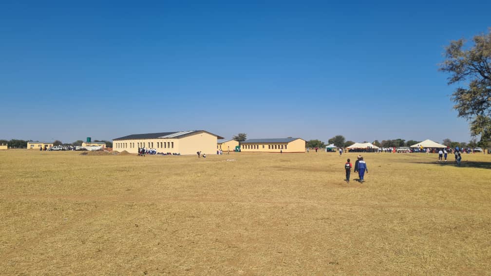 Five masked robbers raid Bulawayo school