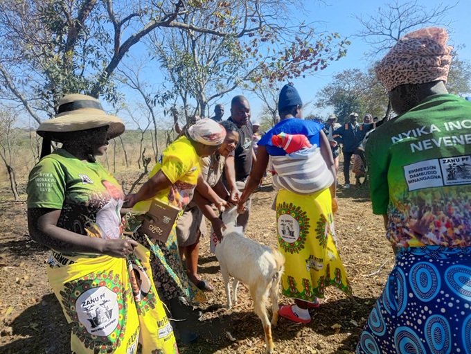 Insiza North women benefit from US$4 100 farming donation