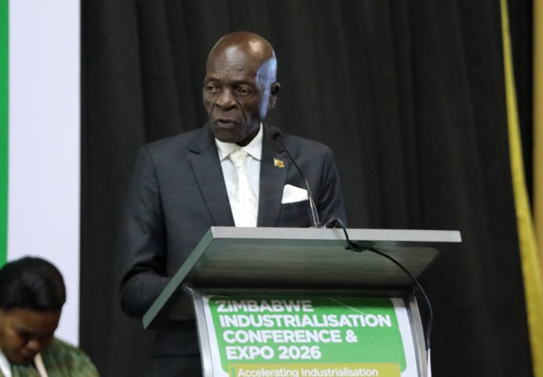 Tawengwa hands over tablets to Harare Junior Parliamentarians